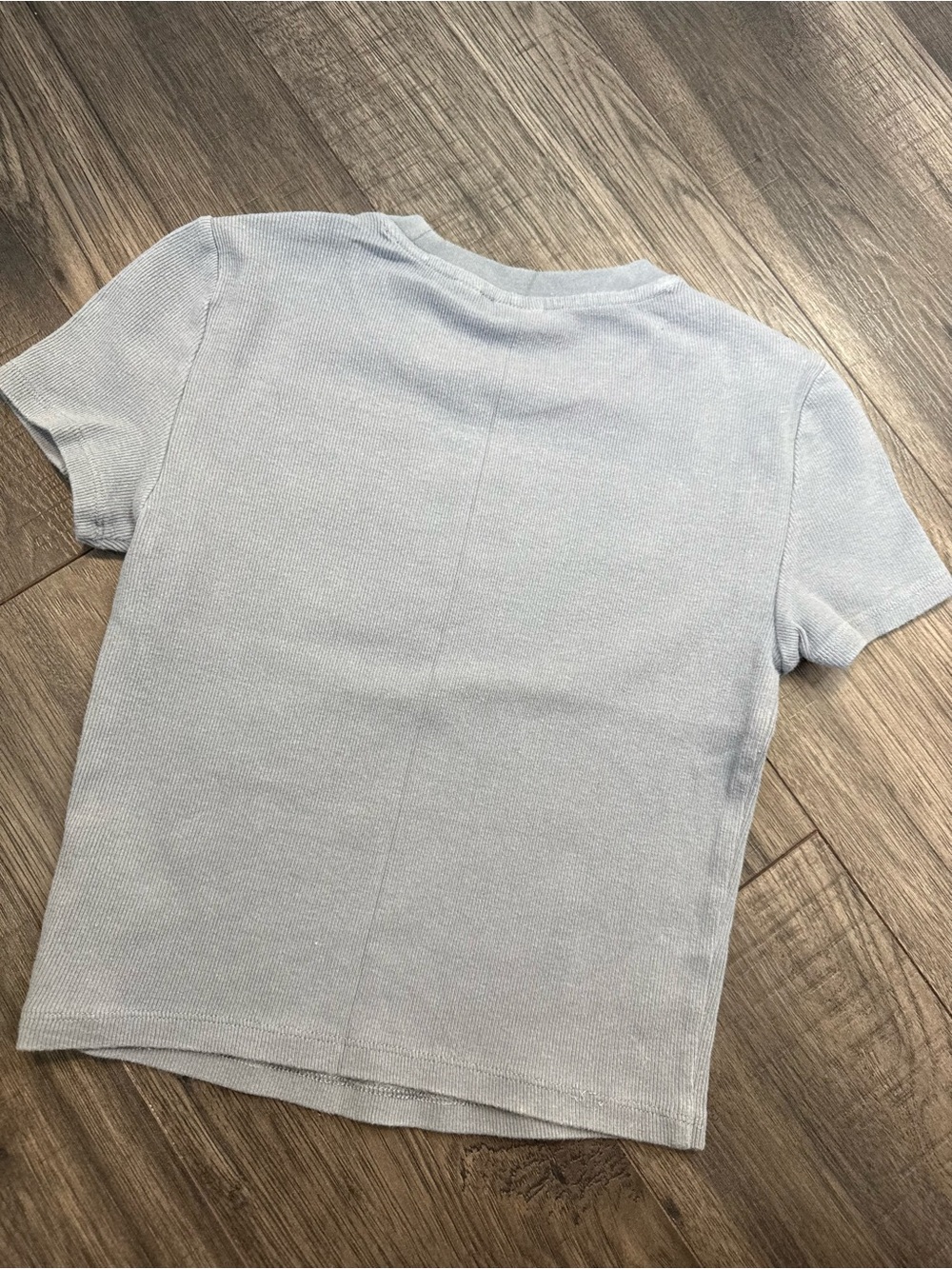 TNA | Ribbed Tee - Picture 2 of 4